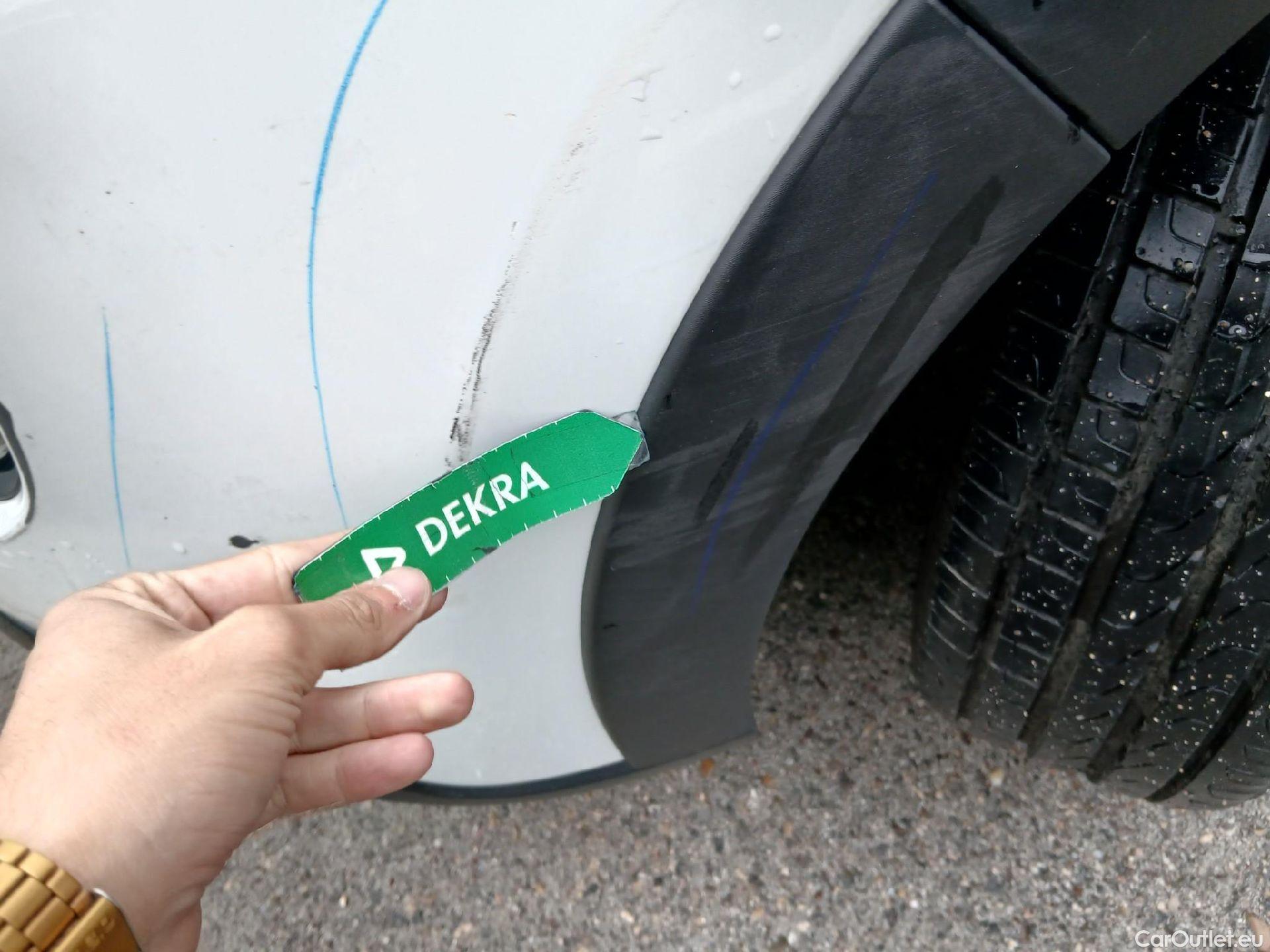  Citroen  C3 CITROEN  / 2020 / 5P / berlina con portón BlueHDi 75KW (100CV) S&S FEEL #22