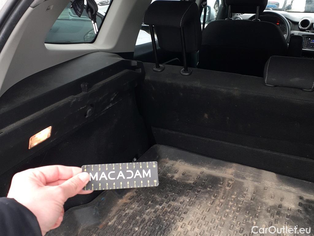  Dacia  Duster DACIA  / 2018 / 5P / todoterreno Comfort Blue dCi 85kW (115CV) 4X4 #9