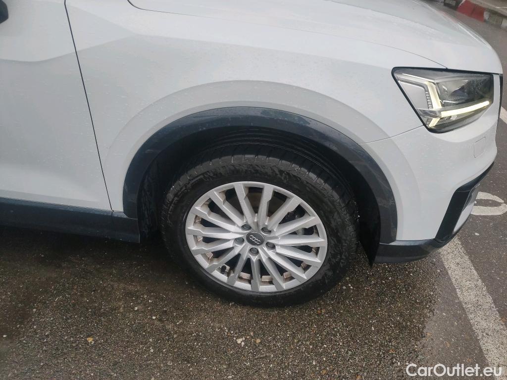  Audi  Q2 AUDI  / 2016 / 5P / todoterreno Design 30 TFSI 85kW (116CV) #17