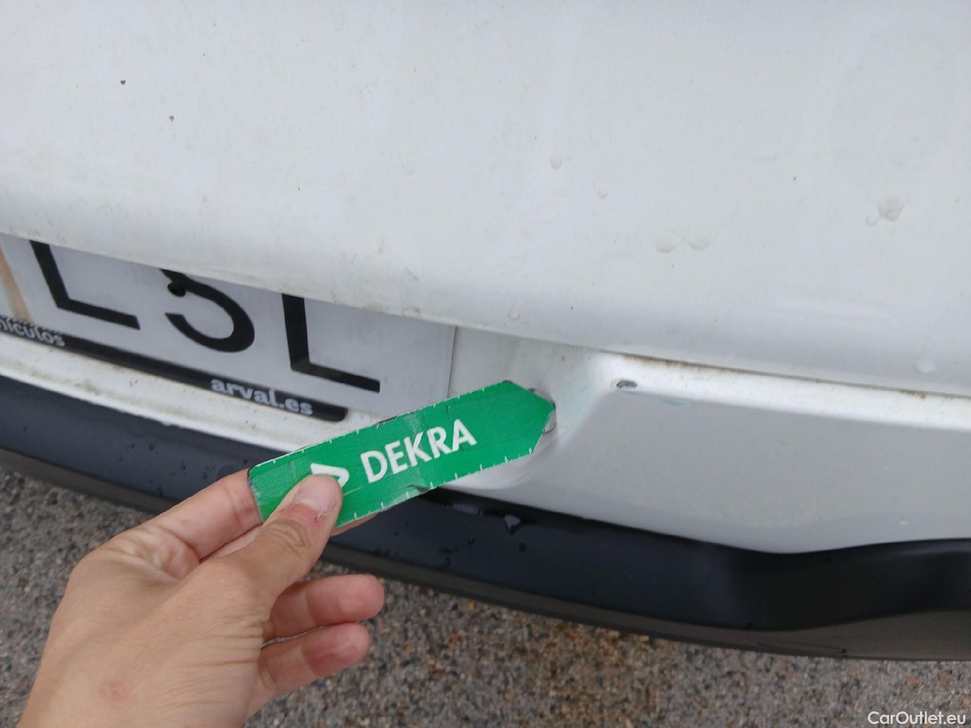  Citroen  C3 CITROEN  / 2020 / 5P / berlina con portón BlueHDi 75KW (100CV) S&S FEEL #35