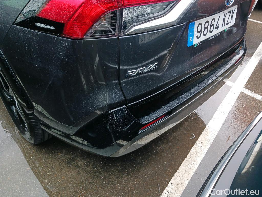  Toyota  RAV4 TOYOTA  / 2018 / 5P / todoterreno 2.5l 220H Feel! 4WD #15