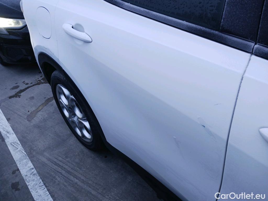  Alfa Romeo  TONALE Alfa Romeo  / 2022 / 5P / todoterreno 1.5 MHEV GASOLINA 130 CV SPRINT FWD #7