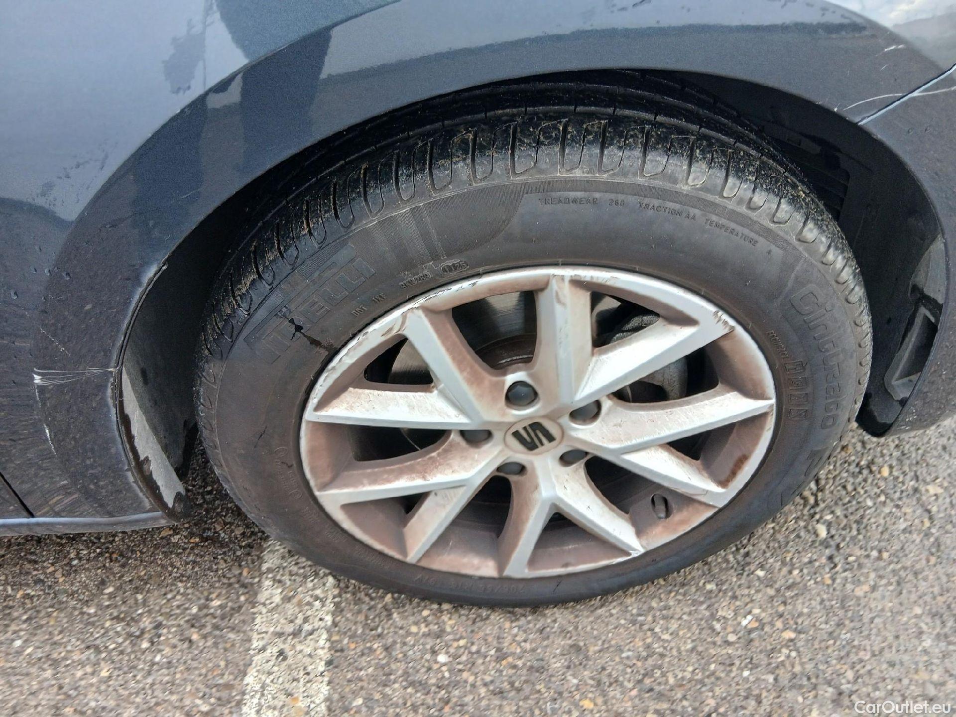  Land Rover  Discovery SEAT Nuevo León / 2020 / 5P / berlina con portón 2.0 TDI 85kW S&S Style Go(SP) #26