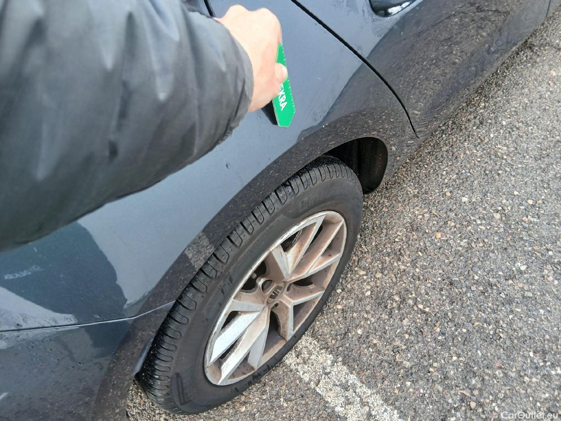  Land Rover  Discovery SEAT Nuevo León / 2020 / 5P / berlina con portón 2.0 TDI 85kW S&S Style Go(SP) #17