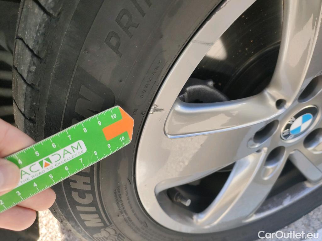  Bmw  Serie 1 BMW  / 2019 / 5P / berlina con portón 116d #11