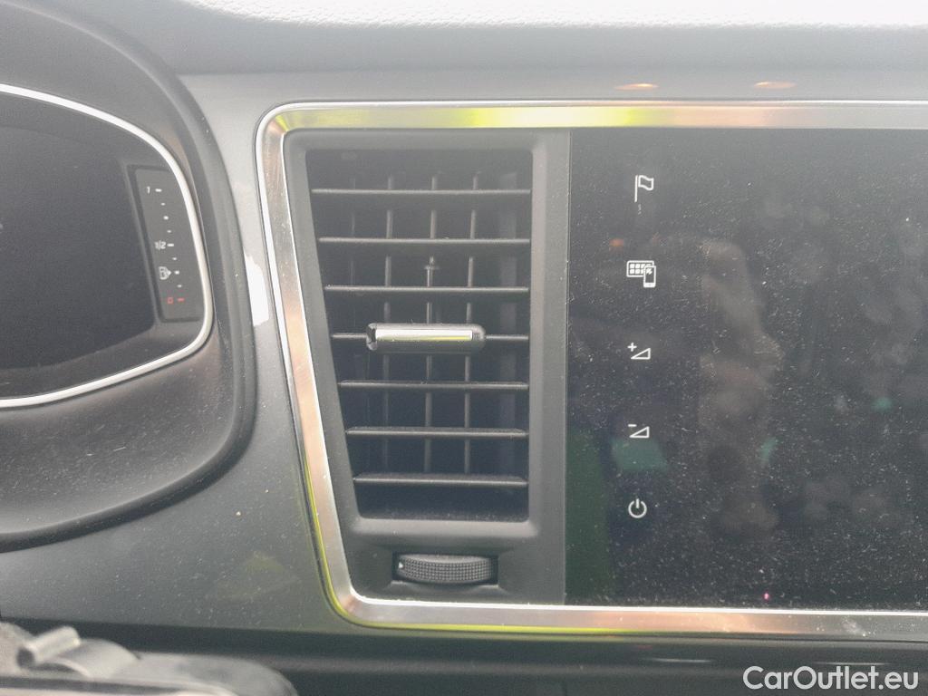  Seat  ATECA SEAT  / 2016 / 5P / todoterreno 1.5 TSI 110kW St&Sp Style XL(SP) #3