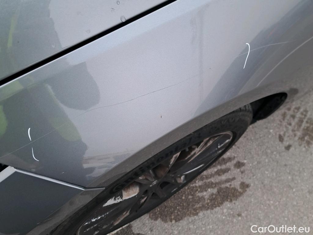  Bmw  Serie 1 BMW  / 2019 / 5P / berlina con portón 118i Corporate Auto. (AC) #39