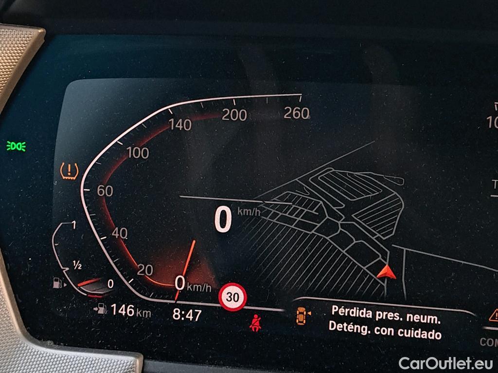  Bmw  Serie 1 BMW  / 2019 / 5P / berlina con portón 118i Corporate Auto. (AC) #49