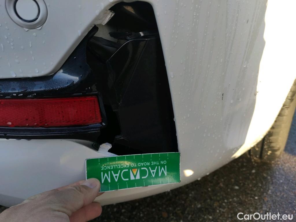  Bmw  Serie 3 BMW  / 2018 / 4P / sedán 320d Auto. #2