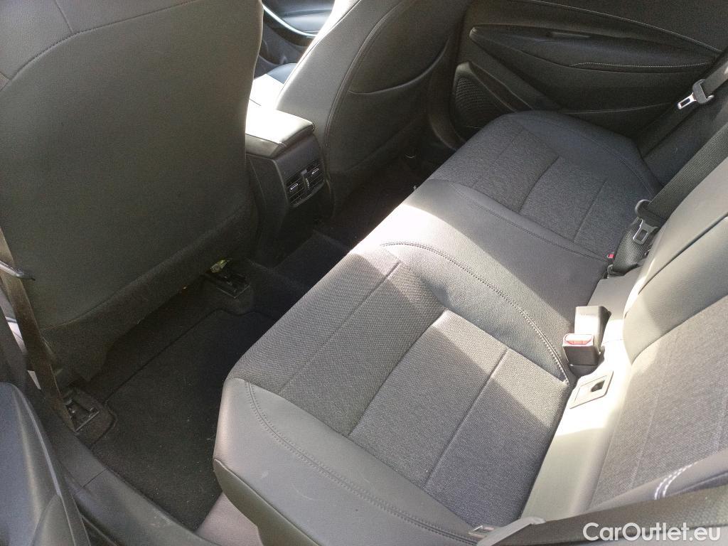  Toyota  Corolla TOYOTA  / 2019 / 5P / familiar 1.8 125H STYLE E-CVT TOURING SPORT #8