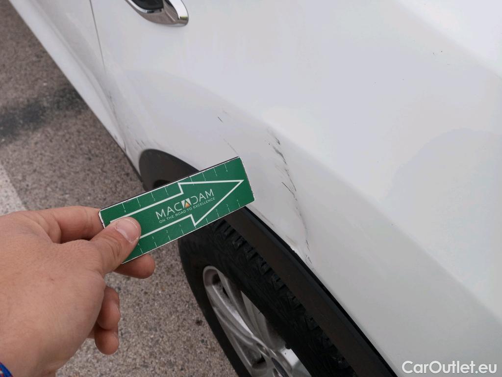  Ford  Kuga FORD  / 2016 / 5P / todoterreno 1.5 EcoBoost 88kW 4x2 Trend+ (CX) #3