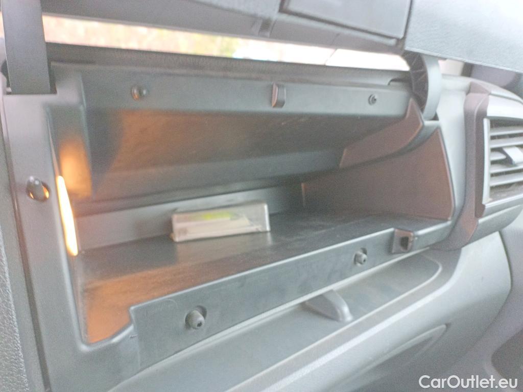  Opel  Vivaro OPEL  / 2019 / 4P / furgón 2.0 Diésel 110kW/150CV M Inc Innovation #53