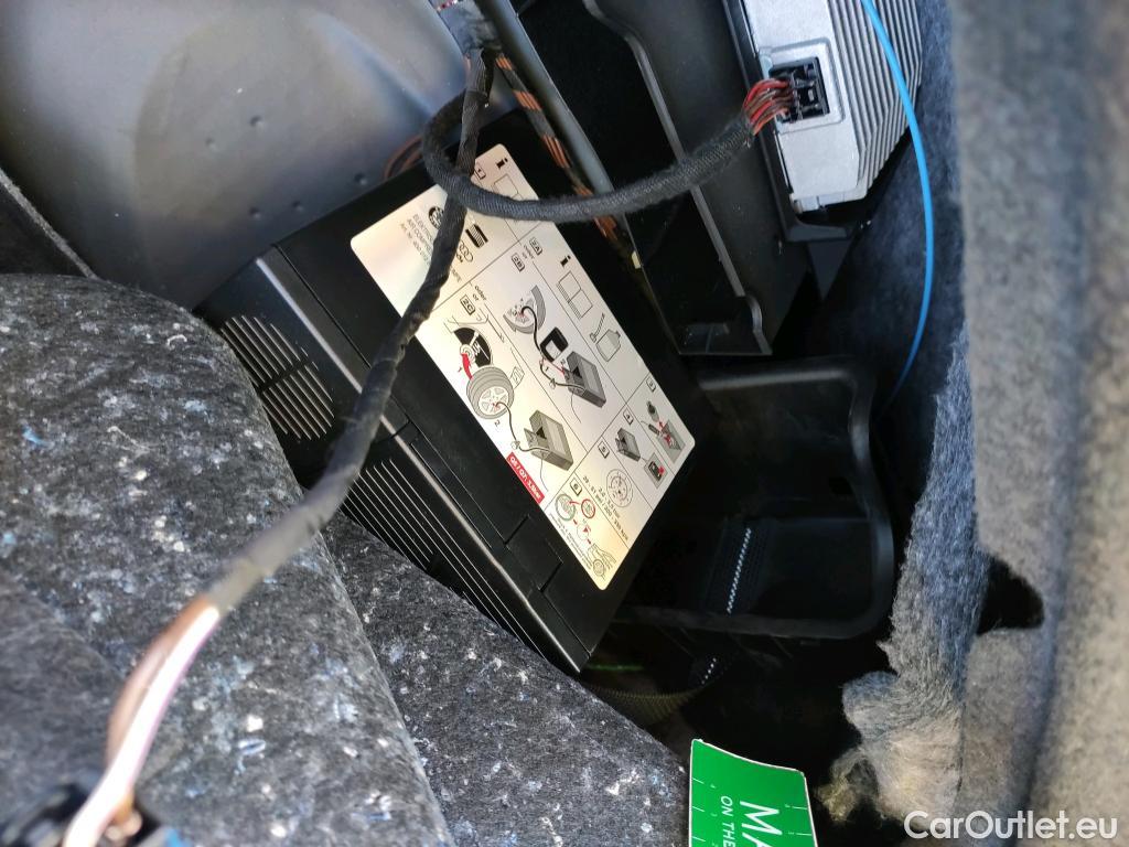  Land Rover  Discovery AUDI Q5 / 2020 / 5P / todoterreno Advanced 50 TFSI e quattro-ultra #4