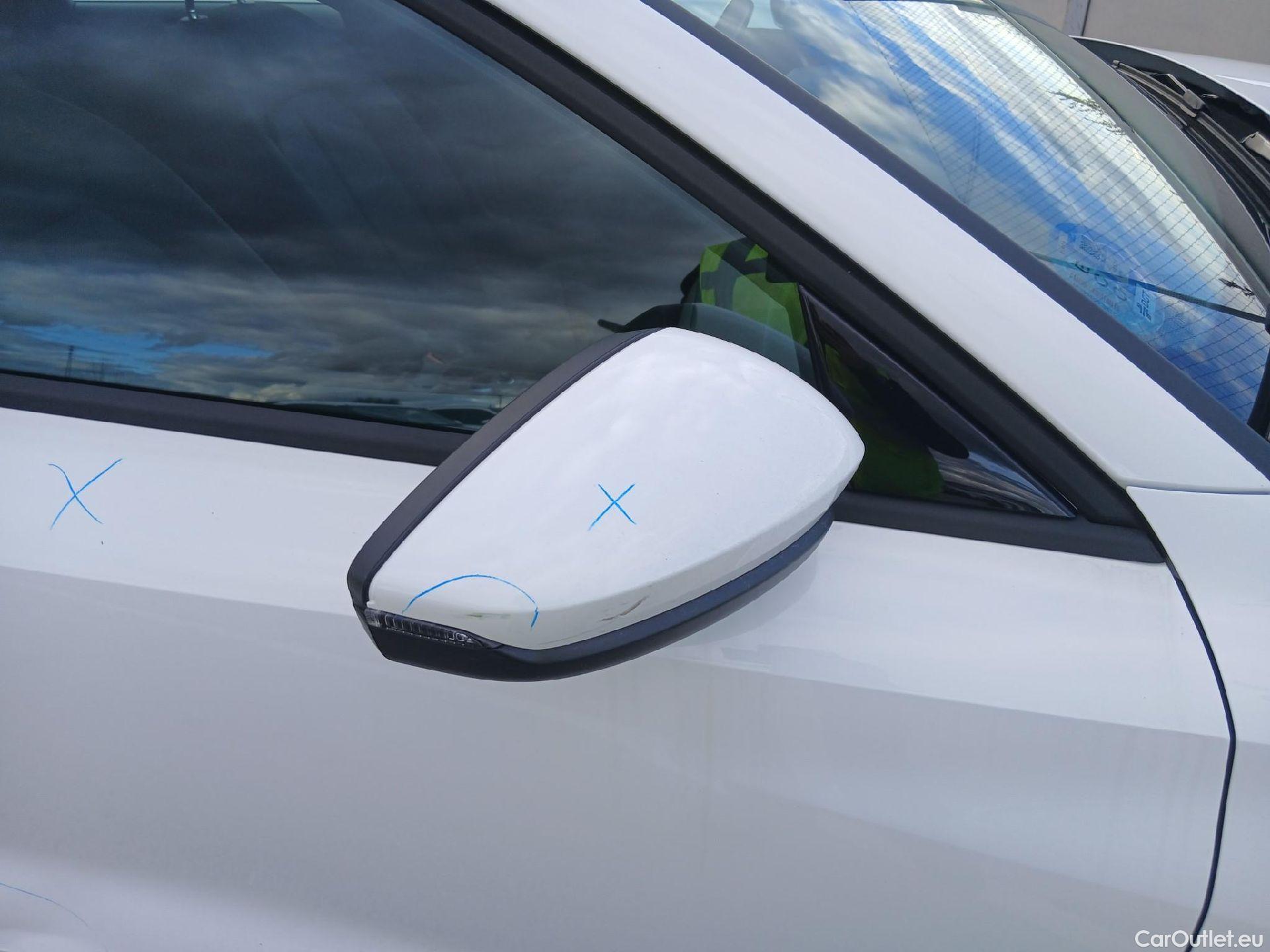  Audi  A3 AUDI  / 2020 / 5P / berlina con portón Sportback Advanced 30 TFSI 81kW S tronic (AC) #29