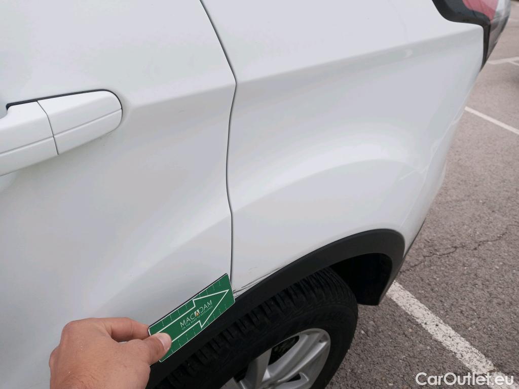  Ford  Kuga FORD  / 2016 / 5P / todoterreno 1.5 EcoBoost 88kW 4x2 Trend+ (CX) #12