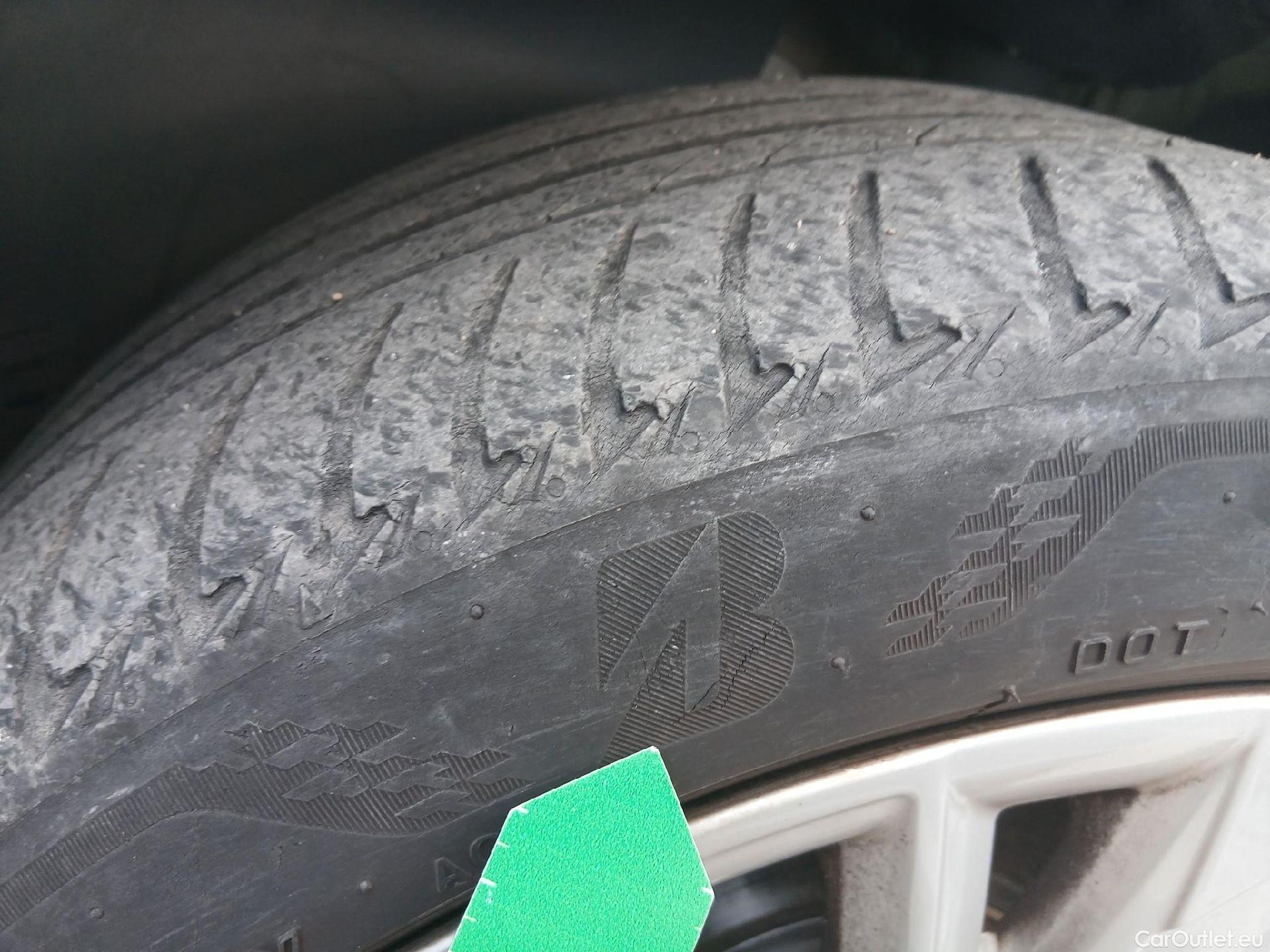  Audi  A3 AUDI  / 2020 / 5P / berlina con portón Sportback Advanced 30 TFSI 81kW S tronic (AC) #5