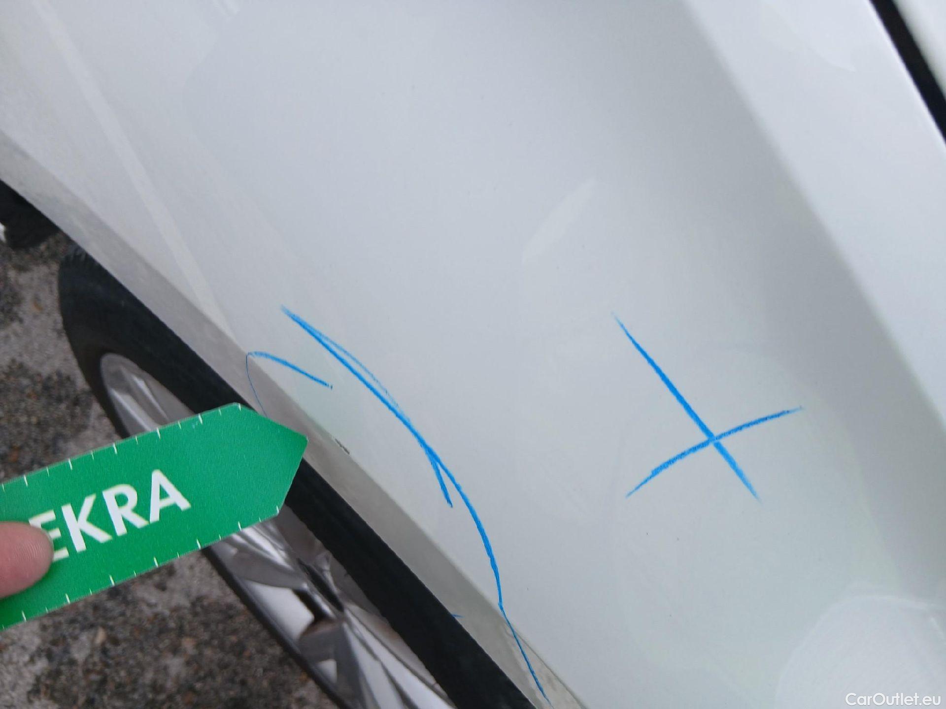  Audi  A3 AUDI  / 2020 / 5P / berlina con portón Sportback Advanced 30 TFSI 81kW S tronic (AC) #30