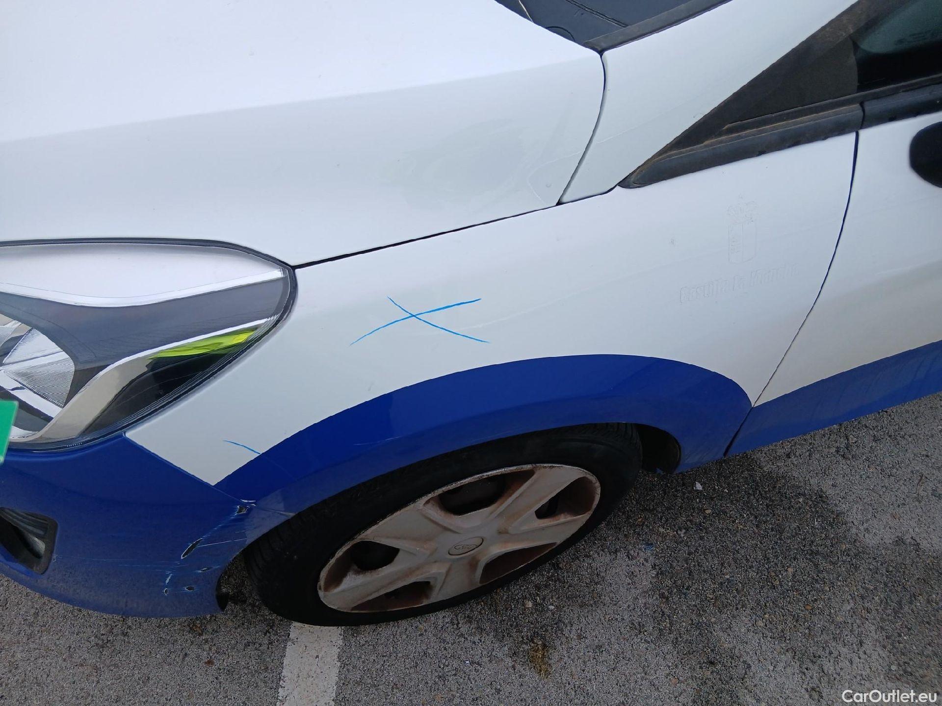  Ford  Fiesta FORD  / 2017 / 5P / berlina con portón 1.1 Ti-VCT 63kW Trend+ 5p #10