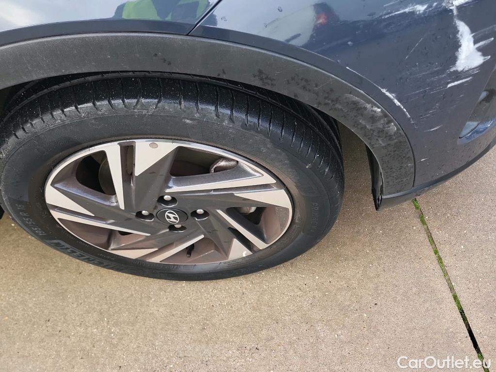  Hyundai  Bayon HYUNDAI  / 2021 / 5P / todoterreno 1.0 TGDI 74kW (100CV) Maxx #24