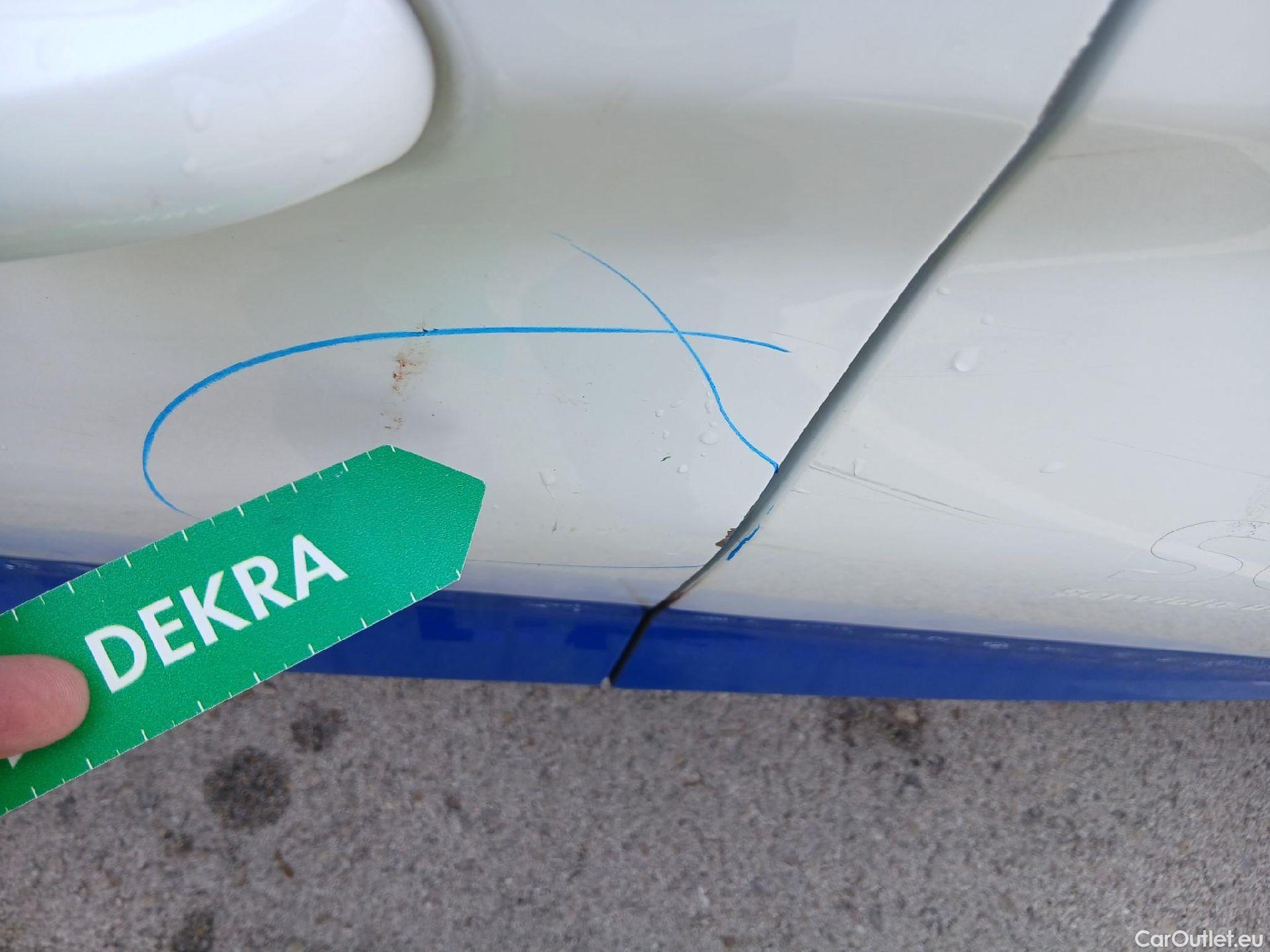  Ford  Fiesta FORD  / 2017 / 5P / berlina con portón 1.1 Ti-VCT 63kW Trend+ 5p #13