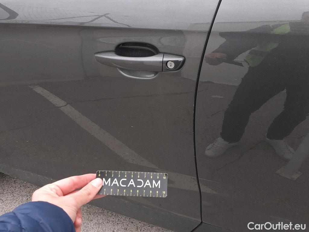  DS  DS7 DS DS 7 Crossback / 2017 / 5P / todoterreno BlueHDi DE 96kW (130CV) Auto. CHIC (AC) #9