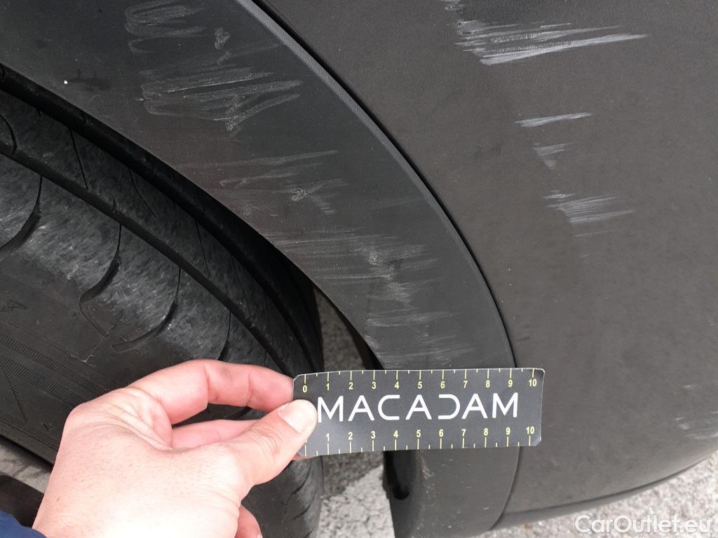  DS  DS7 DS DS 7 Crossback / 2017 / 5P / todoterreno BlueHDi DE 96kW (130CV) Auto. CHIC (AC) #27