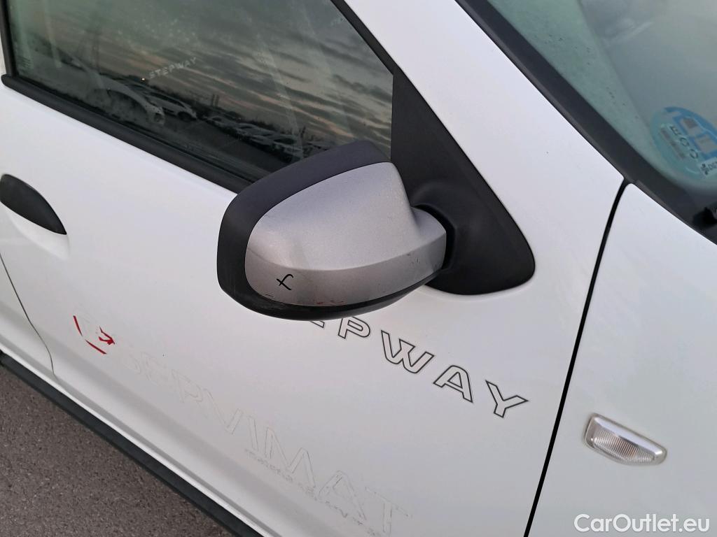  Dacia  Sandero DACIA  / 2016 / 5P / berlina con portón Stepway Essential TCE 74kW (100CV) GLP #19