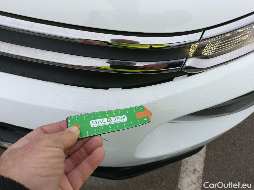  Citroen  C3 CITROEN  / 2016 / 5P / berlina con portón PureTech 60KW (82CV) FEEL (CX) #18