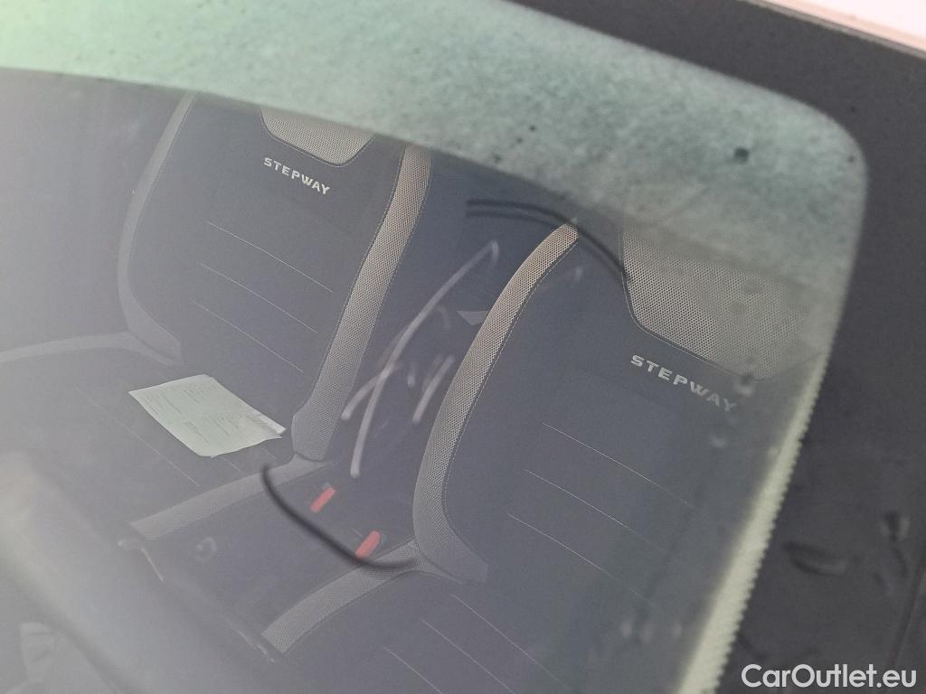  Dacia  Sandero DACIA  / 2016 / 5P / berlina con portón Stepway Essential TCE 74kW (100CV) GLP #2