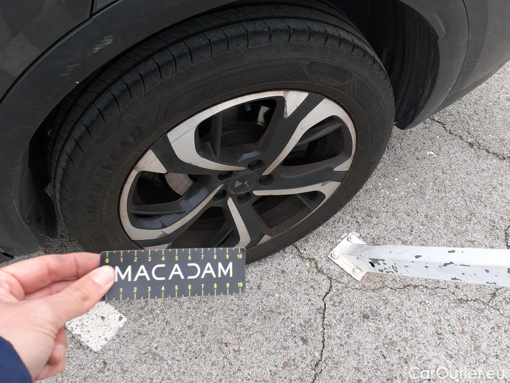  DS  DS7 DS DS 7 Crossback / 2017 / 5P / todoterreno BlueHDi DE 96kW (130CV) Auto. CHIC (AC) #3