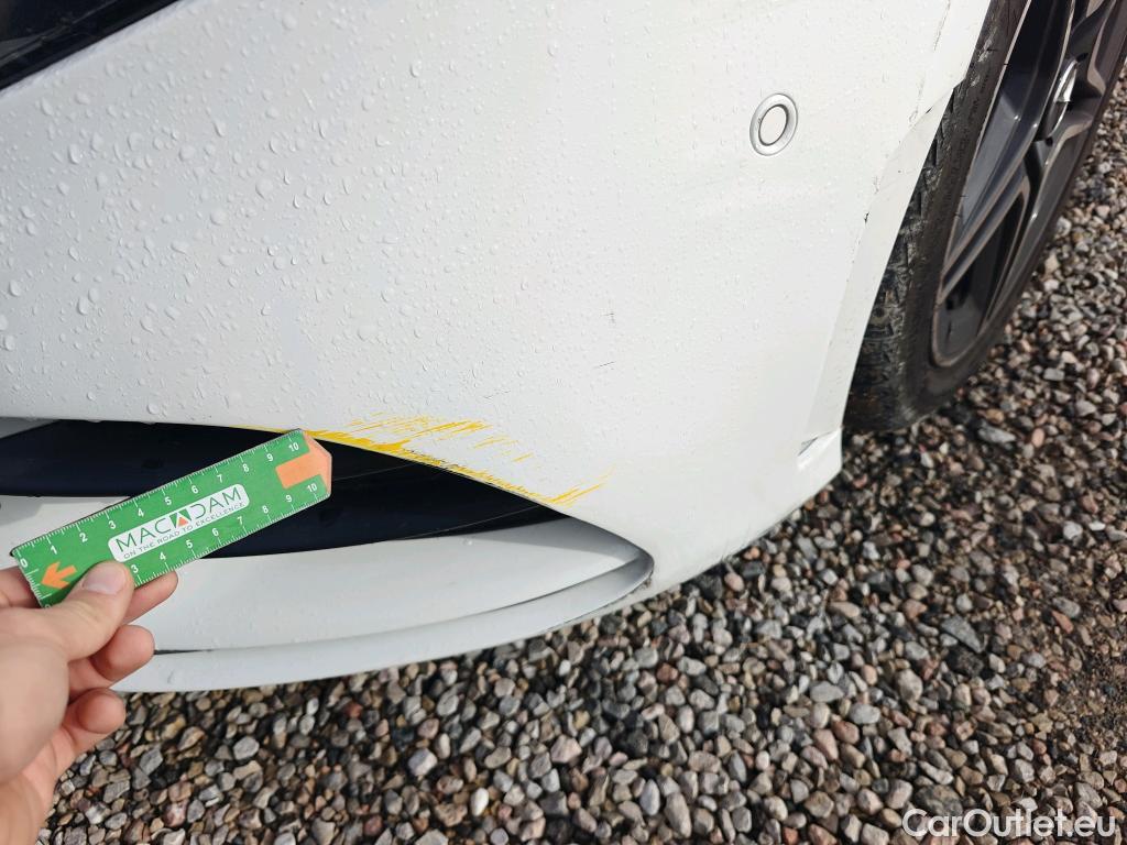  Mercedes  A-Klasse MERCEDES-BENZ Clase A / 2018 / 5P / berlina con portón A 180 d #33