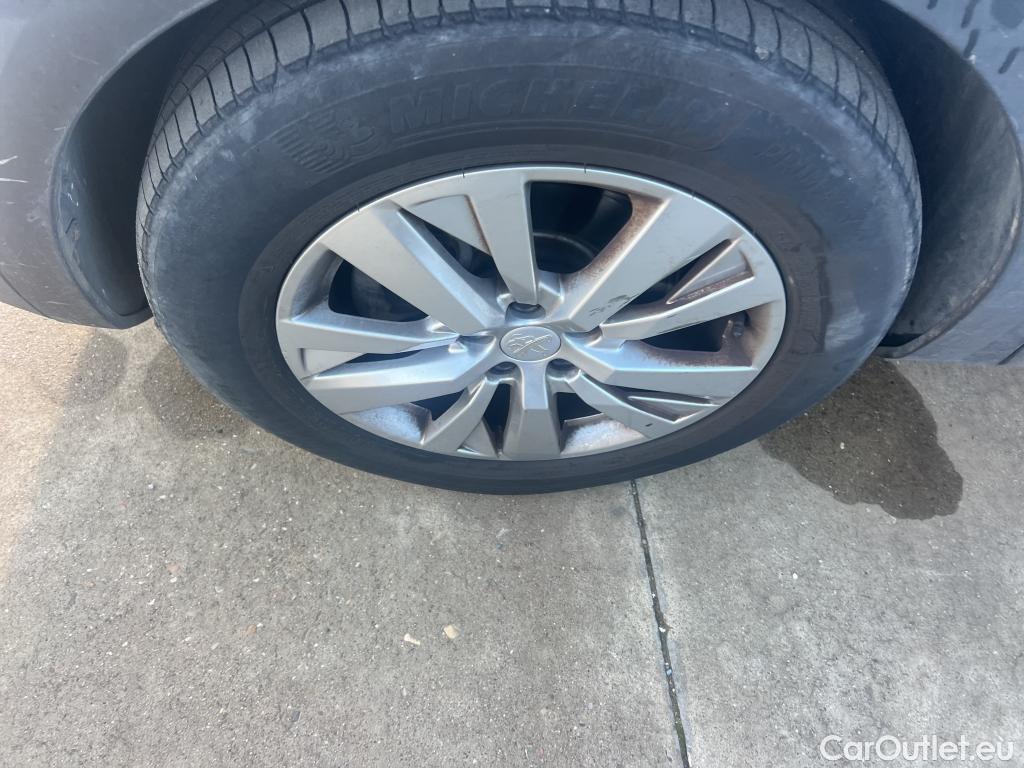  Peugeot  3008 PEUGEOT  / 2020 / 5P / todoterreno 1.5 BlueHDi 96kW (130CV) S&S Active Pack #9