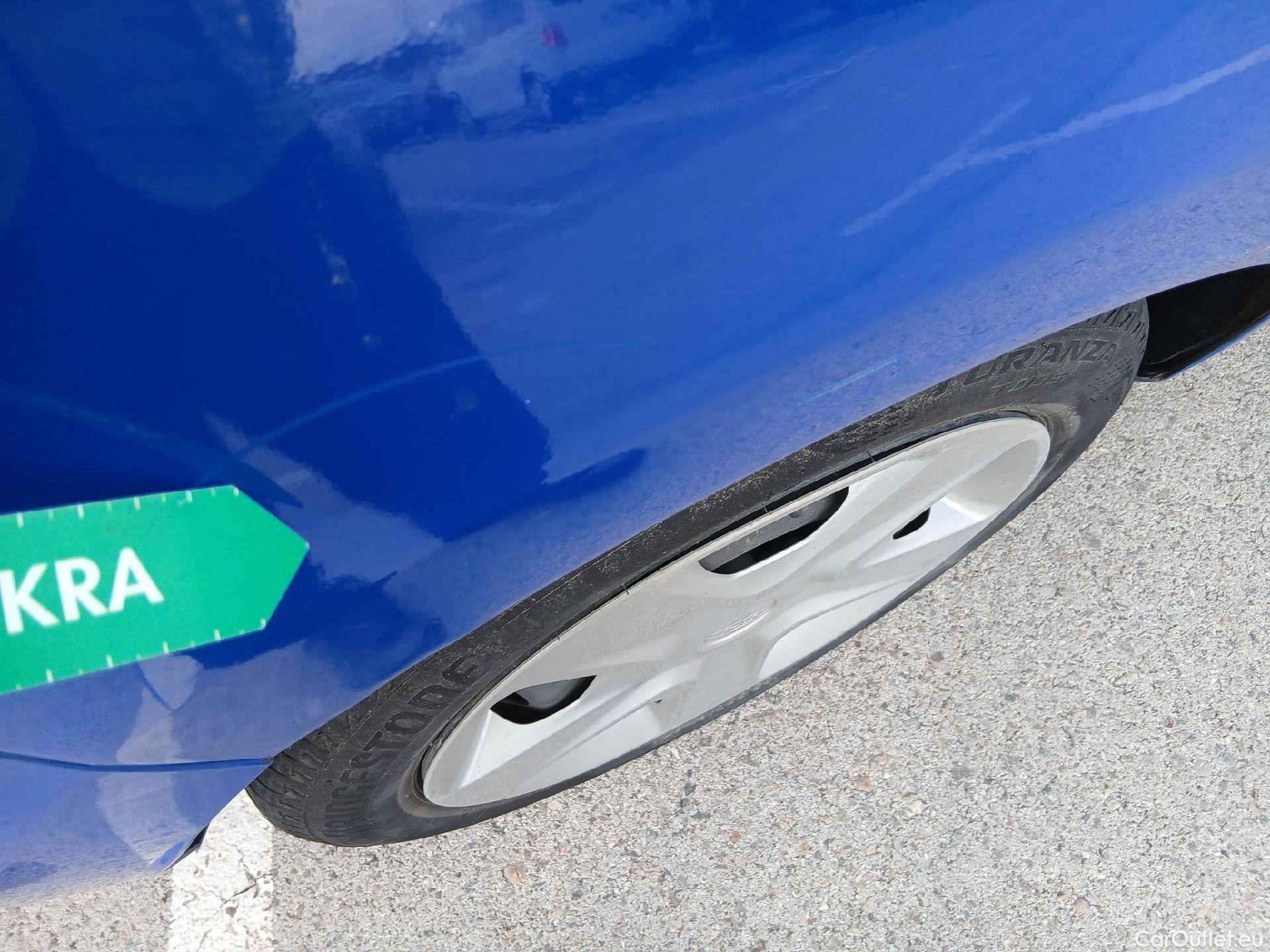  Ford  Fiesta FORD  / 2017 / 5P / berlina con portón 1.1 Ti-VCT 63kW Trend+ 5p #19