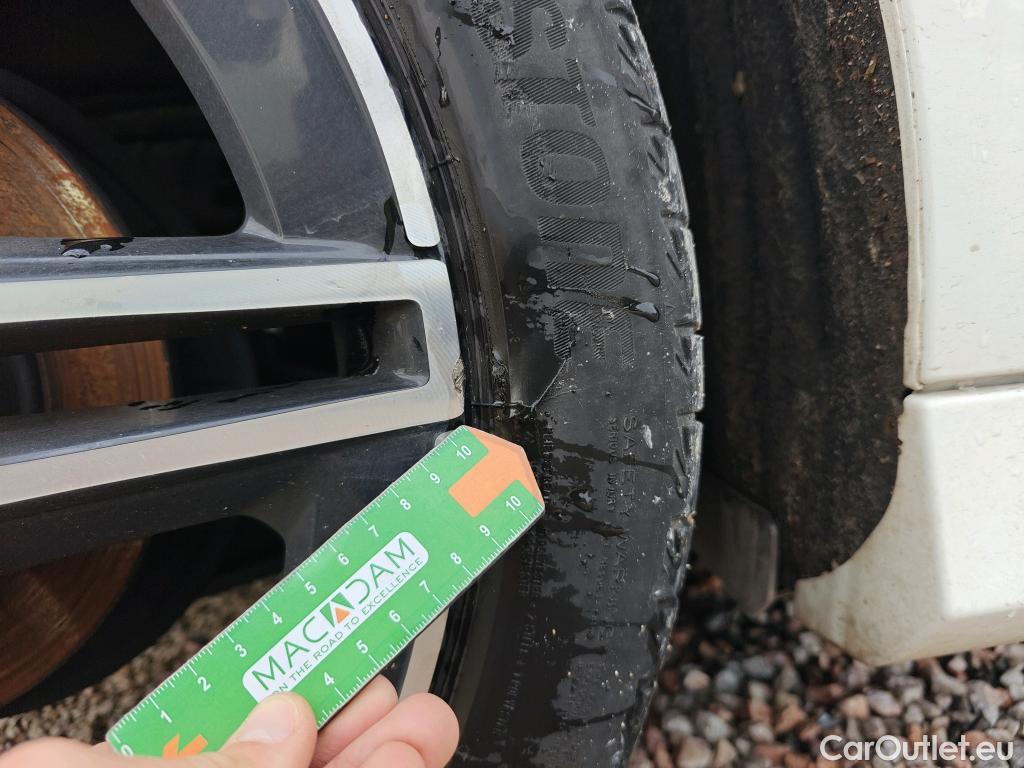  Mercedes  A-Klasse MERCEDES-BENZ Clase A / 2018 / 5P / berlina con portón A 180 d #2