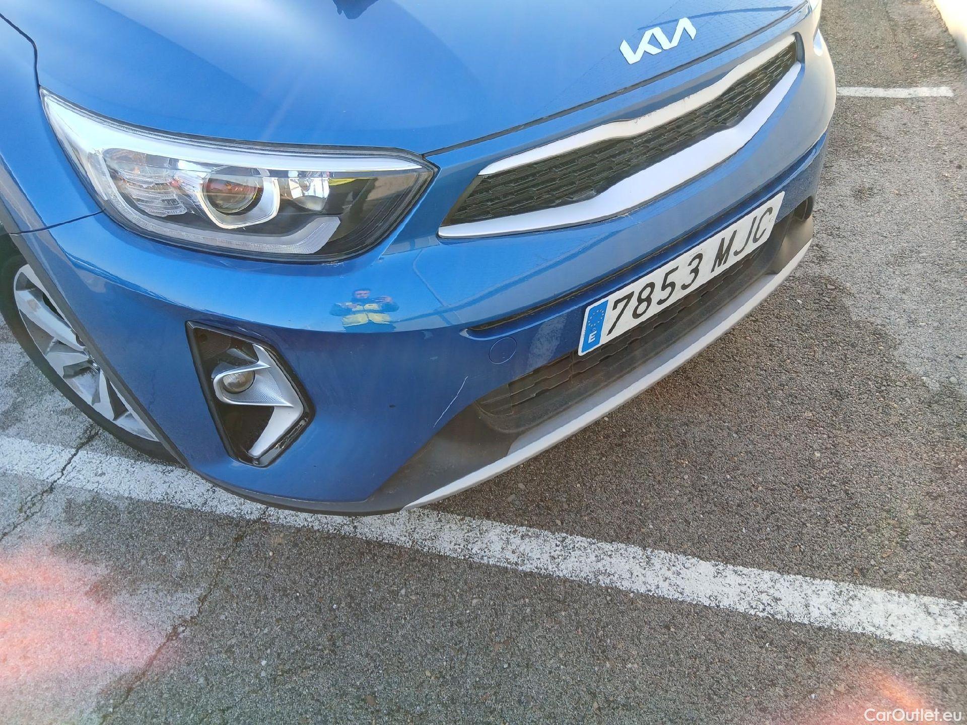  KIA  STONIC KIA  / 2017 / 5P / todoterreno 1.0 T-GDi 74kW (100CV) MHEV iMT Concept #3