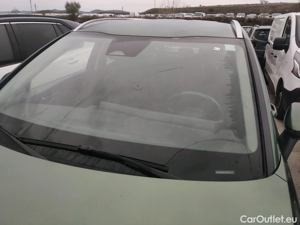  KIA  Sportage KIA  / 2022 / 5P / todoterreno 1.6 T-GDi 110kW (150CV) Concept 4x2 #1