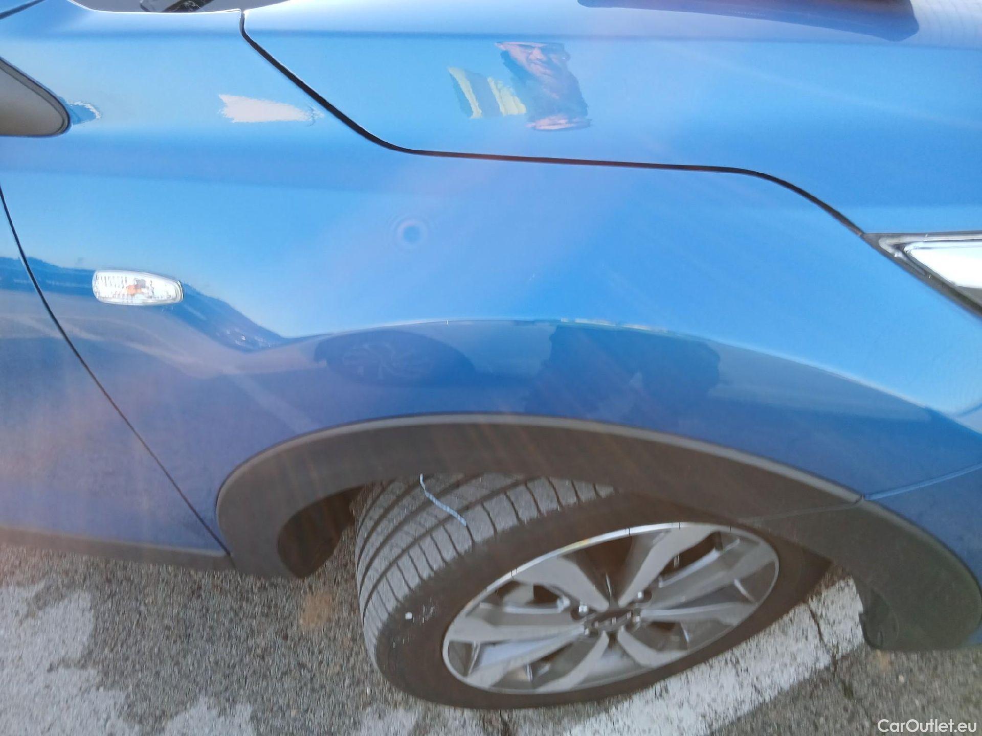  KIA  STONIC KIA  / 2017 / 5P / todoterreno 1.0 T-GDi 74kW (100CV) MHEV iMT Concept #25