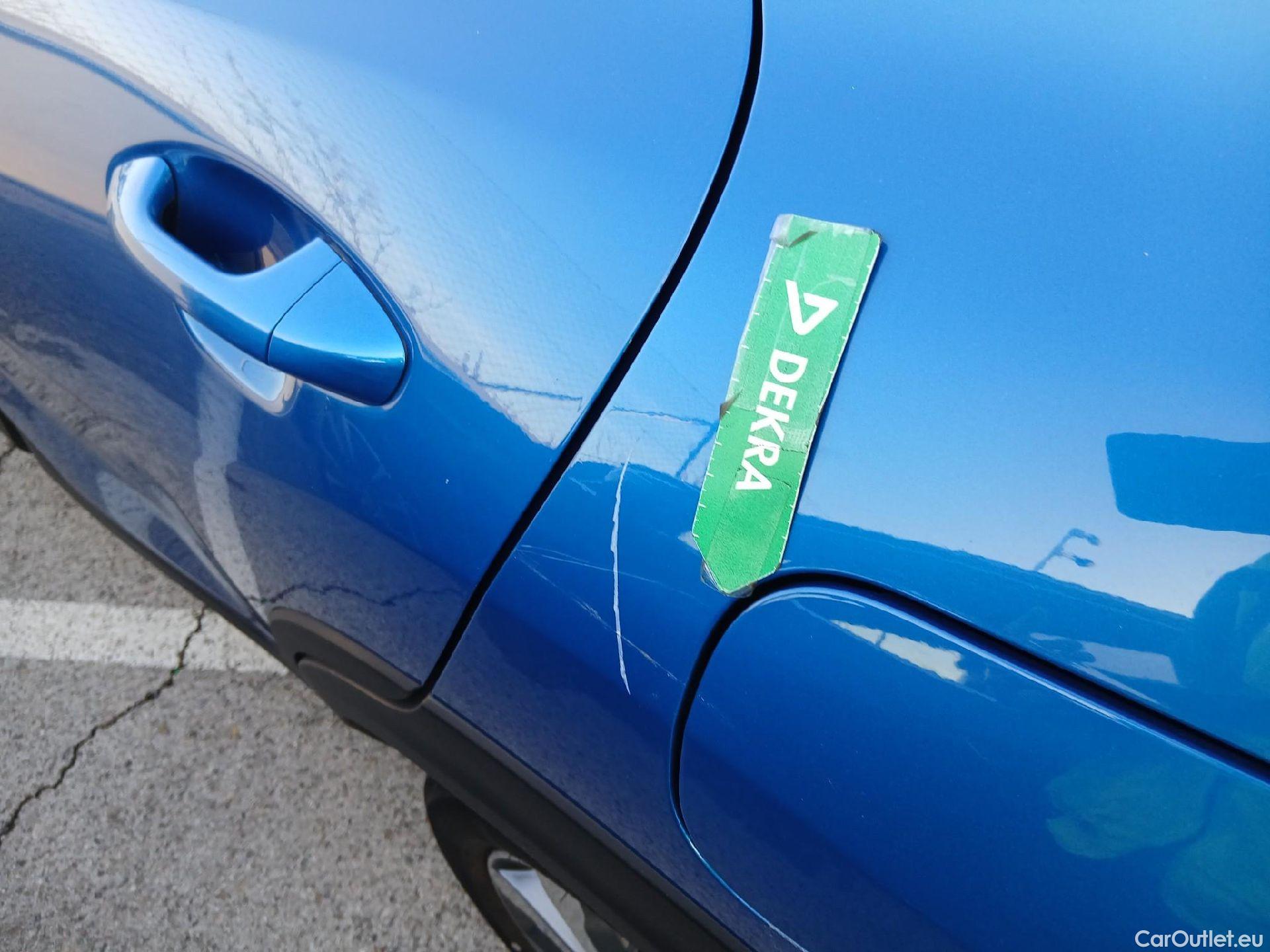  KIA  STONIC KIA  / 2017 / 5P / todoterreno 1.0 T-GDi 74kW (100CV) MHEV iMT Concept #14