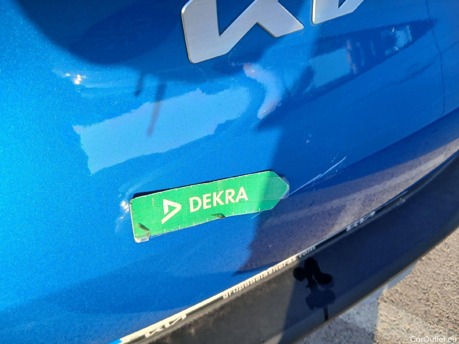  KIA  STONIC KIA  / 2017 / 5P / todoterreno 1.0 T-GDi 74kW (100CV) MHEV iMT Concept #21