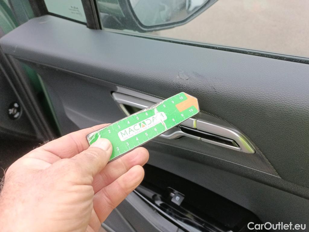  KIA  Sportage KIA  / 2022 / 5P / todoterreno 1.6 T-GDi HEV 171kW (230CV) Tech 4X2 #9