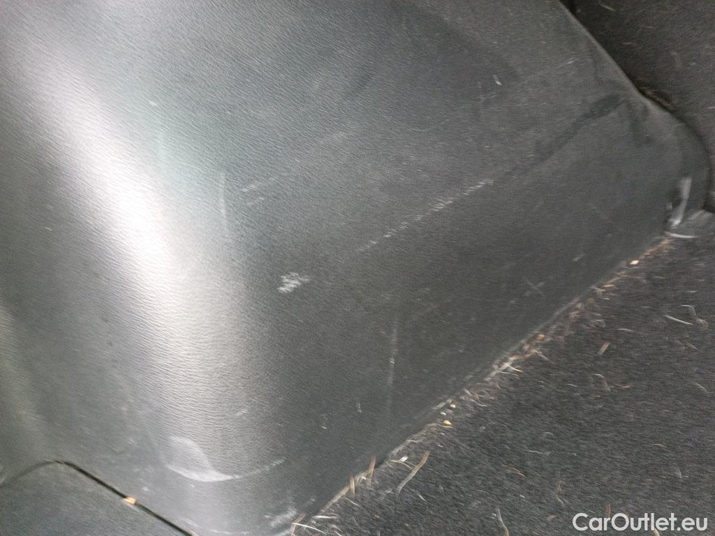  KIA  Sportage KIA  / 2022 / 5P / todoterreno 1.6 T-GDi HEV 171kW (230CV) Tech 4X2 #16