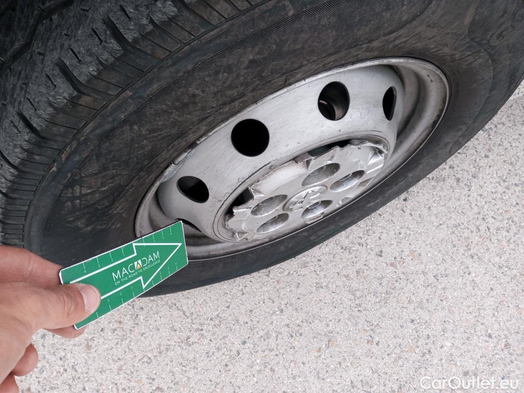  Peugeot  Boxer PEUGEOT  / 2014 / 4P / furgón 333 L2 H2 BHDI 88kW (120CV) S&S 6 V. M #31