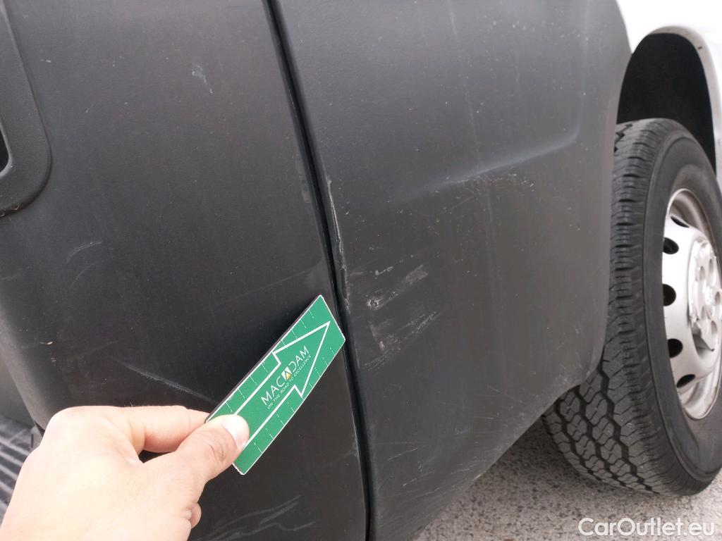  Peugeot  Boxer PEUGEOT  / 2014 / 4P / furgón 333 L2 H2 BHDI 88kW (120CV) S&S 6 V. M #41