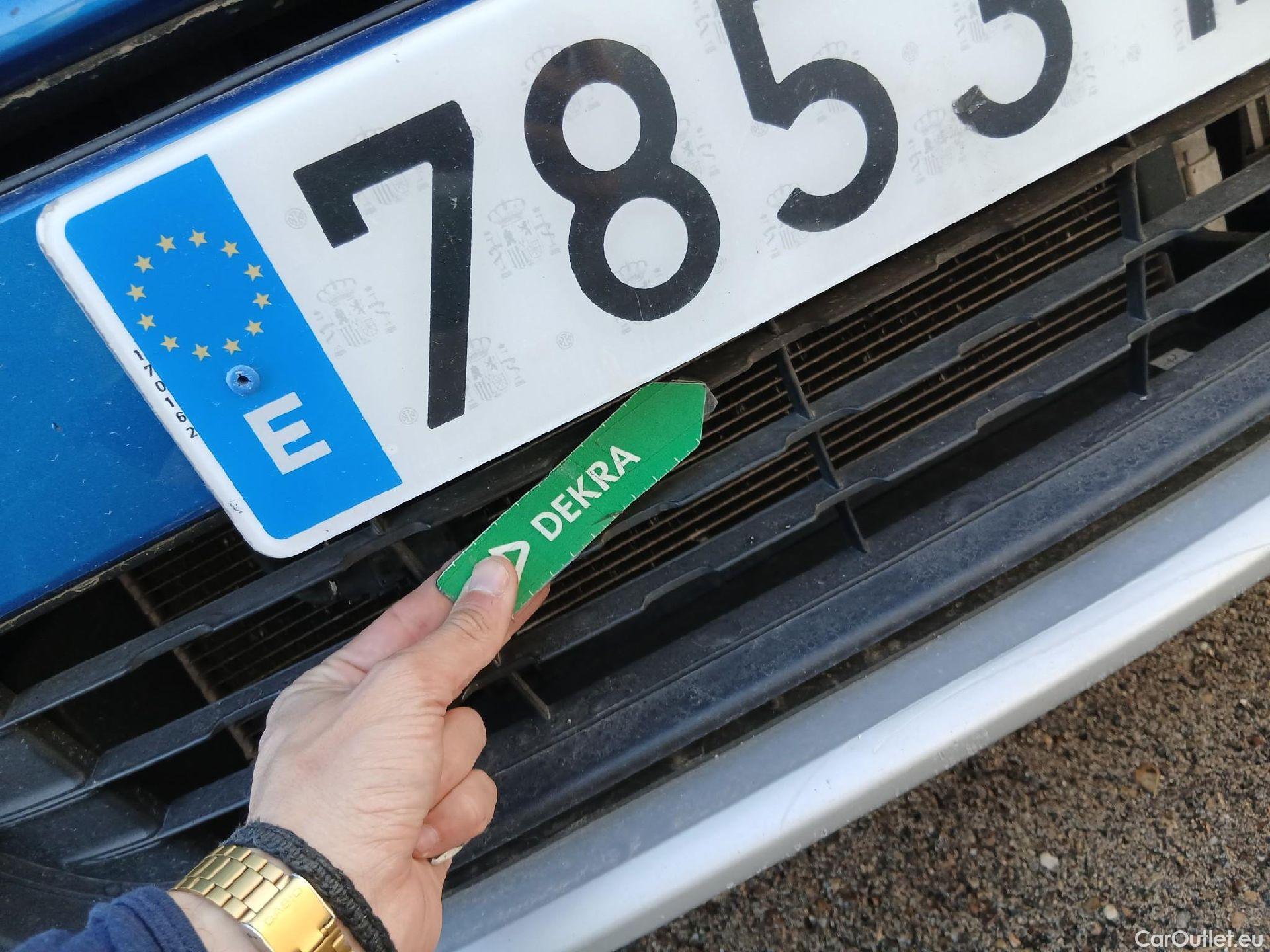  KIA  STONIC KIA  / 2017 / 5P / todoterreno 1.0 T-GDi 74kW (100CV) MHEV iMT Concept #7