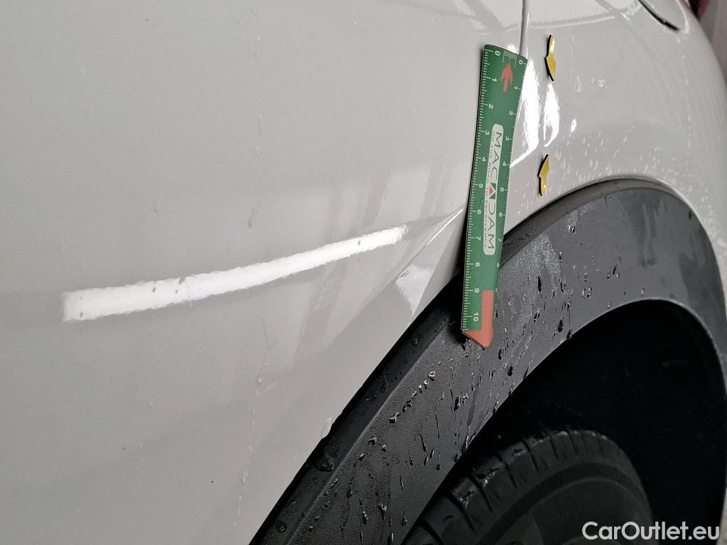  KIA  XCeed KIA  / 2019 / 5P / Crossover 1.6 GDI ISG ISG PHEV ACTIVE BUS DCT6 #15