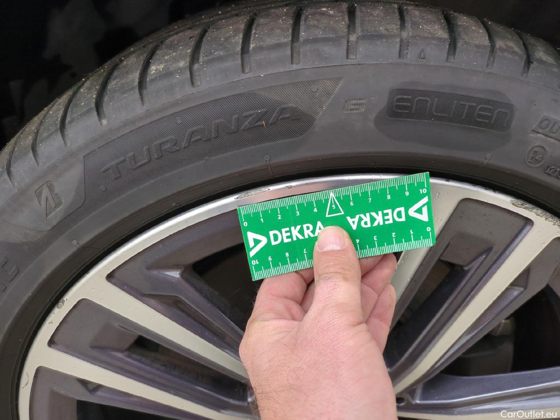  Bmw  Serie 1 Série 1 Berline 116 d Lounge 1.5 115CV BVA7 E6d #31