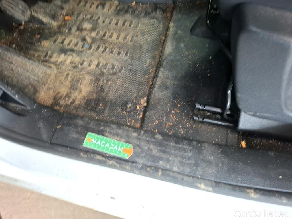  Citroen  Berlingo  Fourgon Club M 650 1.5 BlueHDi 75CV BVM5 E6dT #19