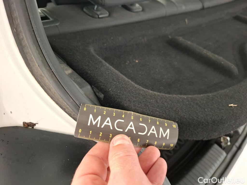  Hyundai  i10  Intuitive 1.0 65CV BVM5 E6dT #32