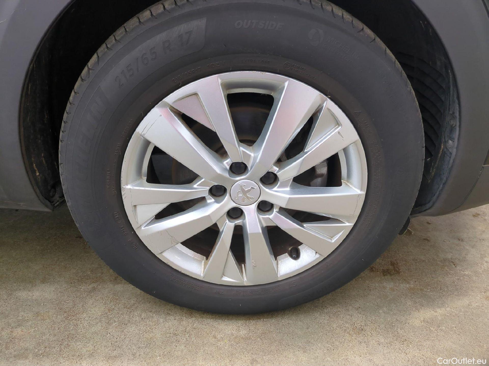  Peugeot  5008  Active Business 1.5 HDi 130CV BVA8 E6d #12