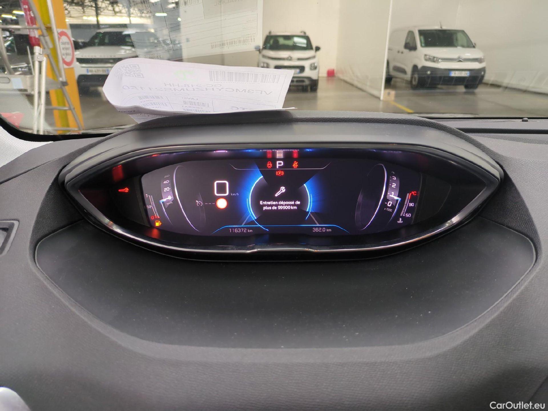  Peugeot  5008  Active Business 1.5 HDi 130CV BVA8 E6d #1